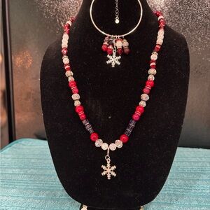 Chic Red and Silver Snowflake Necklace Set